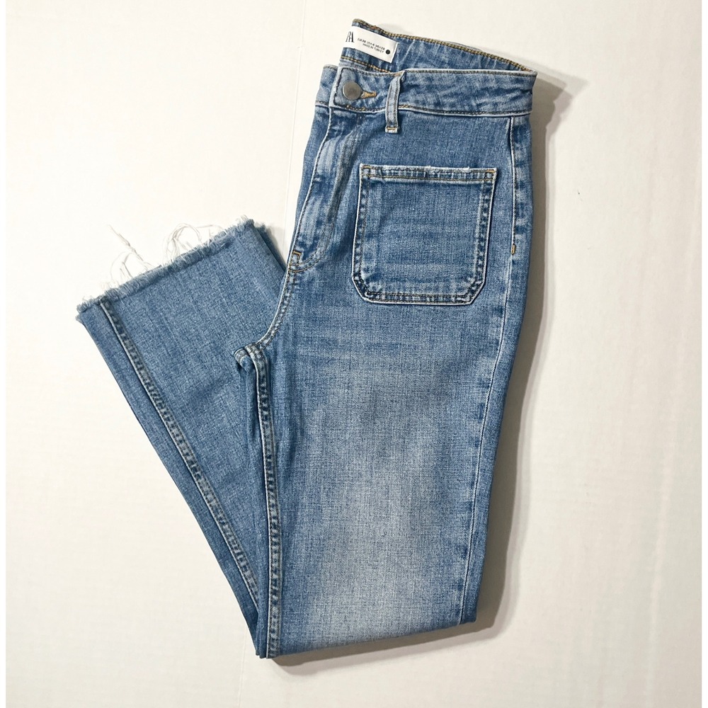 Zara High Waisted Straight Leg Jeans Size 4 Raw Hem Patch Pockets Medium Wash
